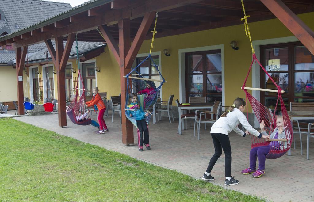 Rodinny Penzion Skiland Ostružná 外观 照片