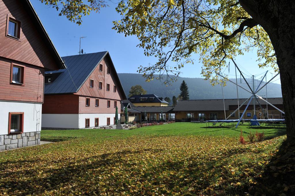 Rodinny Penzion Skiland Ostružná 外观 照片